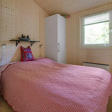 Four-bedroom Holiday In * Hals