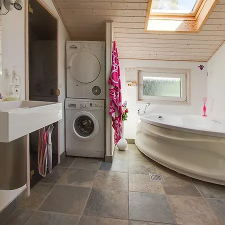 Four-bedroom Holiday In * Hals